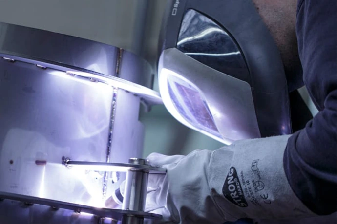 Industrial welding and on-site technical service for production equipment