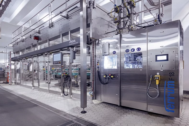 Industrial machines and equipment installation for production plants